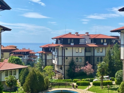 One bedroom apartment -first line in Saint Vlas